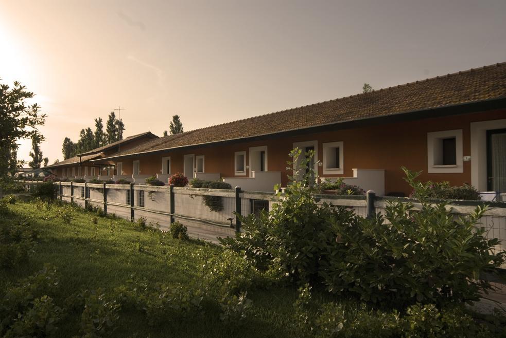 Il Casale Corte Rossa Латина Экстерьер фото